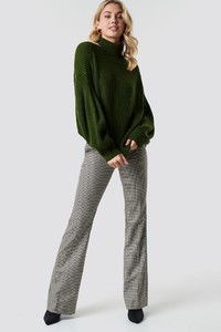 trendyol_flared_houndstooth_patterened_pants_1494-001112-0052_03c.jpg