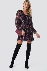 trendyol_floral_patterned_mini_dress_1494-001107-0002_03c.jpg