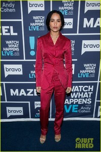 zoe-kravitz-shades-lily-allen-on-wwhl-says-she-was-attacked-by-her--04.JPG