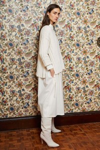 00001-adam-lippes-new-york-pre-fall-19-credit-amar-daved-683x1024.jpg