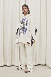 00011-3-1-phillip-lim-new-york-pre-fall-19.thumb.jpg.bfa7c39444124f445258c955f4541056.jpg