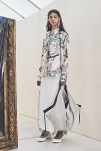 00021-3-1-phillip-lim-new-york-pre-fall-19.thumb.jpg.4d439c853d318927d88e004aa1eb615f.jpg