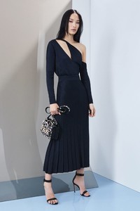 00021-cushnie-new-york-pre-fall-2019-683x1024.jpg