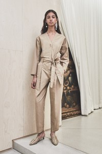 00038-3-1-phillip-lim-new-york-pre-fall-19.thumb.jpg.5cdd080f26dd6b6a7cd0b04c6e840084.jpg