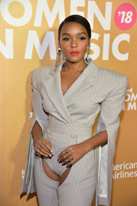 Janelle+Monae+Billboard+13th+Annual+Women+Pl8-HGWI8Srx.jpg