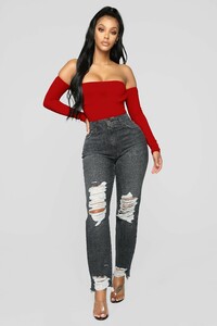 11-05-18_Studio_1_13-48-10_B1277_Red_CC_0104_AJ_AJ.jpg