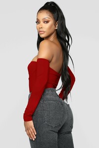 11-05-18_Studio_1_13-48-30_B1277_Red_CC_0109_AJ_AJ.jpg