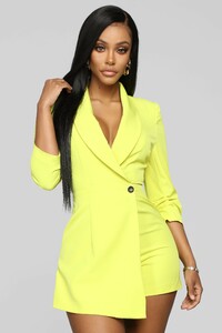 11-13-18_Studio_1_13-30-49_B586_NeonYellow_0147_JD.jpg
