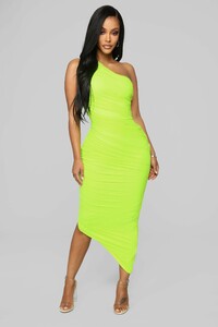11-14-18_Studio_2_11-03-51_D1270_NeonYellow0473_CC_AG_AJ.jpg