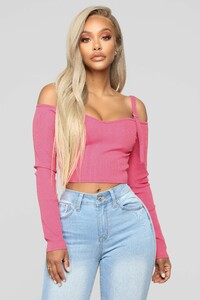 11-19-18_Studio_2_10-49-38_GT2789_NeonPink0554_AG.jpg
