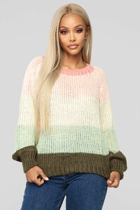 11-21-18_Studio_2_12-55-18_TH0405_OliveCombo0457_DM.jpg