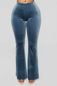 11-21-18_Studio_2_14-06-48_E1049_Denim0453_AJ.jpg