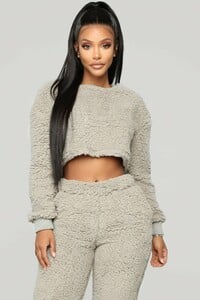 11-23-18_Studio_2_09-58-19_T1142TP_Grey_0524_AJ.jpg