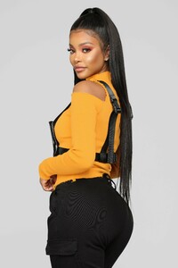 11-26-18_Studio_2_15-31-41_TI2575_Mustard_15709_CC_JD_AG.jpg
