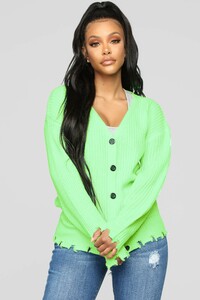 11-27-18_Studio_2_12-38-41_TI2817_NeonGreen_CC0458_AG_AG.jpg