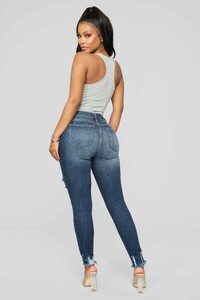 11-27-18_Studio_2_13-14-59_WV76584DK_DarkDenim_15798_AB.jpg