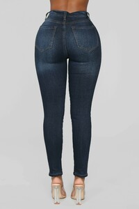11-29-18_Studio_2_10-54-31_P633S_DarkDenim_0588_NT.jpg