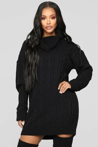11-29-18_Studio_2_12-57-16_IST1488_Black_0427_NT.jpg