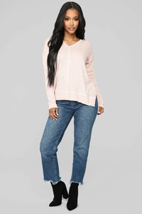 11-30-18_Studio_2_13-18-36_3892_Pink_0455_JD.jpg