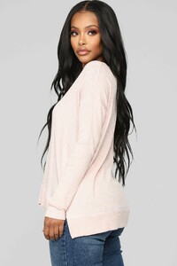 11-30-18_Studio_2_13-18-39_3892_Pink_0461_JD.jpg