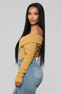 12-10-18_Studio_2_09-45-11_T4319_Mustard0446_AJ.jpg