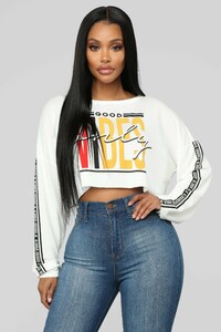 12-10-18_Studio_2__15-25-52_N16308_OffWhite0528_AG.jpg