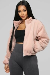 12-11-18_Studio_2_DV_09-46-56_TI2515_Mauve_0481_NT.jpg