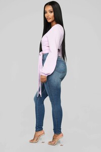 12-11-18_Studio_2_DV_15-21-38_IBT7339N_Lavender_0693_NT.jpg