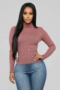 12-13-18_Studio_1_AB_14-39-59_SW2669_Pink_0102_1__AG.jpg