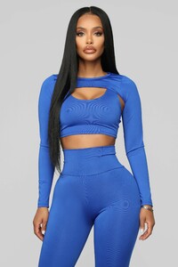 12-17-18_Studio_2_OD_10-36-51_D10481_Blue0573_AJ.jpg