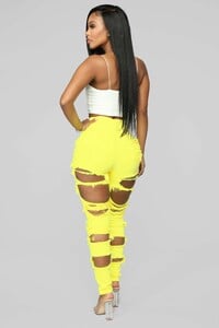 12-18-18_Studio_2_OD_10-23-32_4492NEON_Yellow_CC_10_AG_AG.jpg