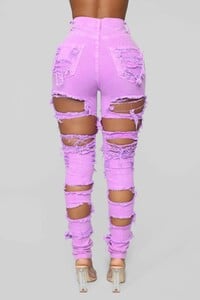 12-18-18_Studio_2_OD_10-49-19_4492NEON_Purple0433_NT.jpg