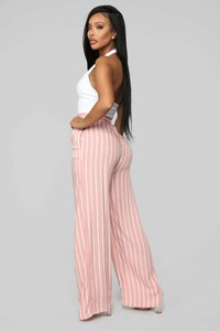 12-18-18_Studio_2_OD_13-16-02_70969_Mauvecombo0569_AB.jpg