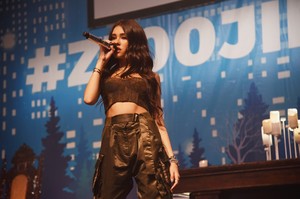        bee071218BZNimage115.jpg