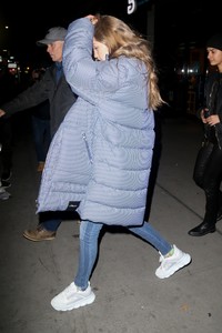          gig111218BZNimage35.jpg