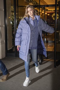         gig111218BZNimage16.jpg