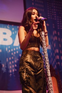        bee071218BZNimage123.jpg