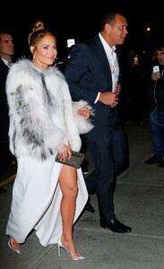          jen131218BZNimage14.jpg