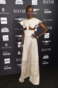 Alek+Wek+Harper+BAZAAR+Celebrates+ICONS+Plaza+2Dx9FHIcqPGx.jpg