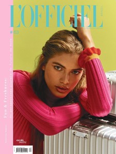 1544435928265177-lofficiel-brasil-63-capa-2--772x1024.jpg