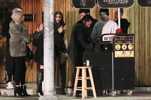          bee111218BZNimage2.jpg