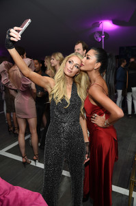 Paris+Hilton+Vladimir+Restoin+Roitfeld+Hilary+bHvhWbMdKm3x.jpg