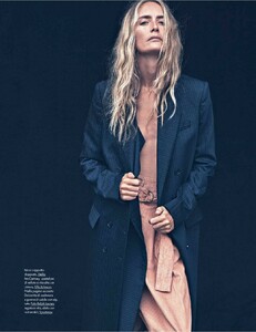 Elle Italia N18  22 Dicembre 2018-page-005.jpg