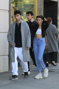        bee201218BZNimage6.jpg