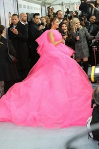          jlo121218BZNimage126.jpg