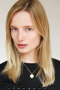 01_THEHIVE_MODELS_MAUD WELZEN_POLAROIDS.jpg