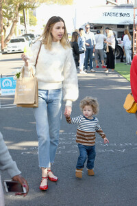 Whitney+Port+Biossance+Miracle+Melrose+XDkBF9ZeTQpx.jpg