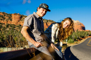 32_0_826_1markmcmorris_mckennaberkley_sedona_az_g_lheureux_8865.thumb.jpg.f6c3fa38cc25964a7bb57a23e46df916.jpg