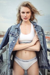 5af15b13bbe5avictoria_by_luise_reichert-5.jpg