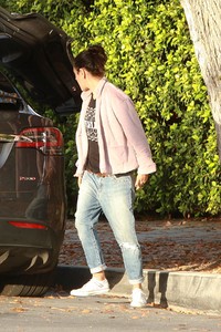        kun011218BZNimage102.jpg
